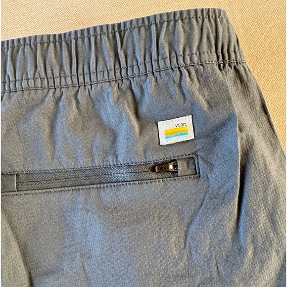 Men’s Vuori XXL Grey Short DuraTerra™ Shorts New without Tags - Picture 2 of 2